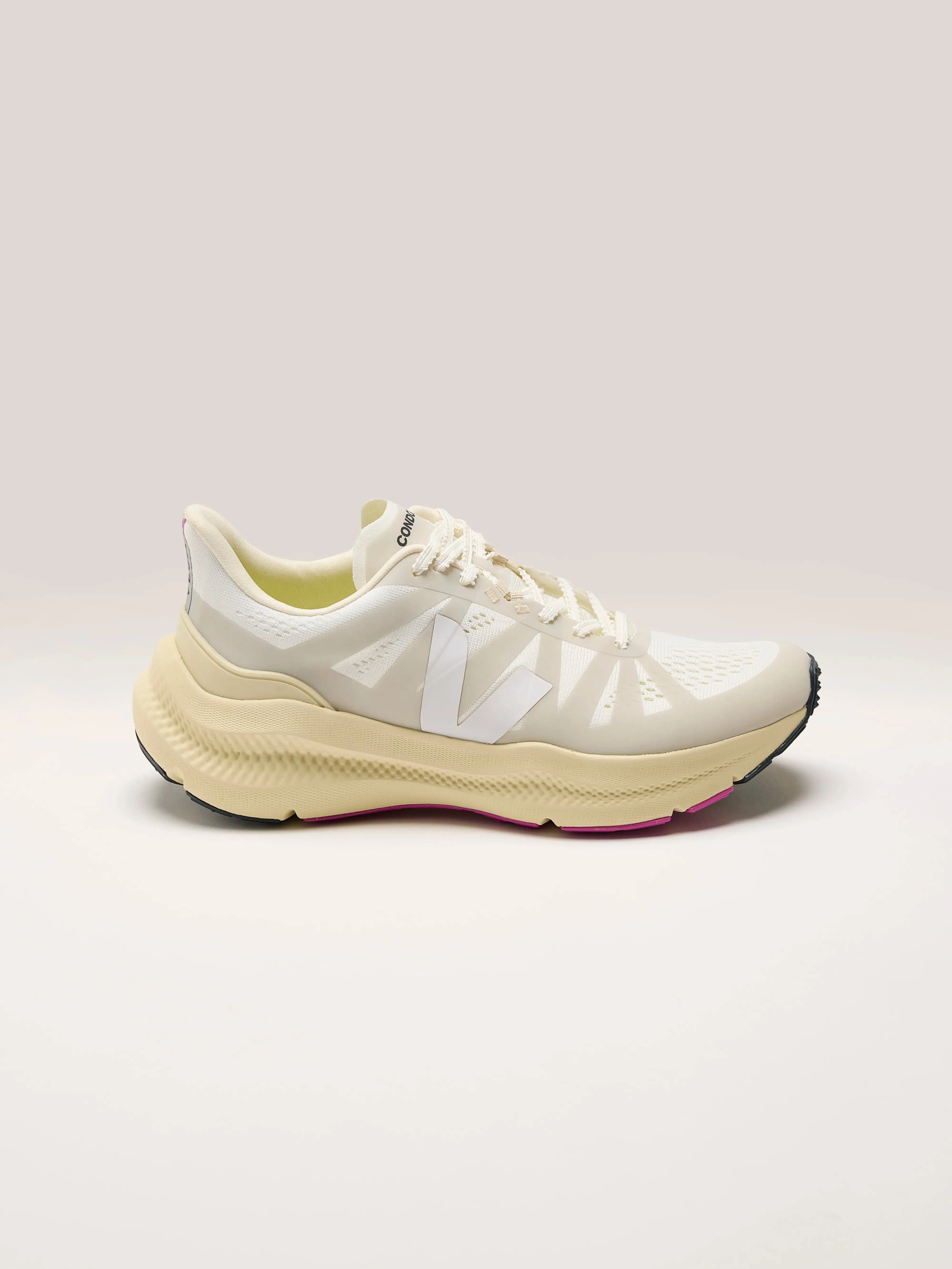 Condor 3 Engineered-Mesh for Women (242 / W / WHITE)